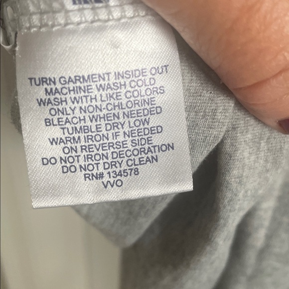 Vineyard Vines Gray Long Sleeve Tee - Picture 6 of 7